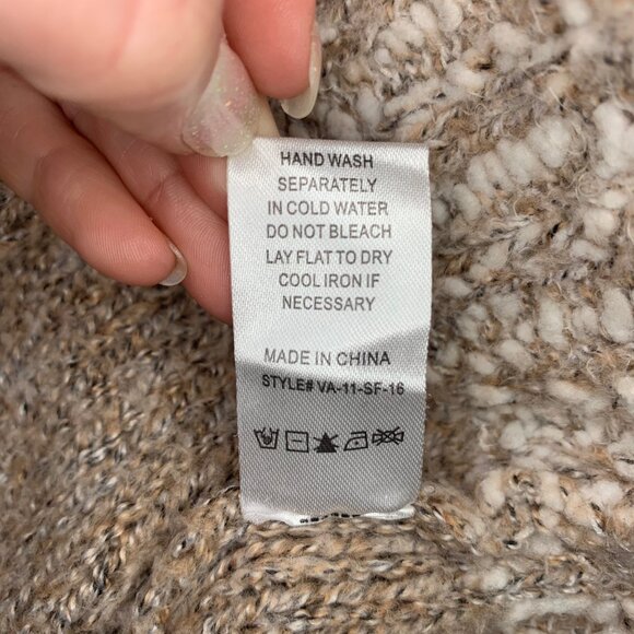 Fate Clairina Textured Knit Blush Pullover Sweater Small - Picture 7 of 7